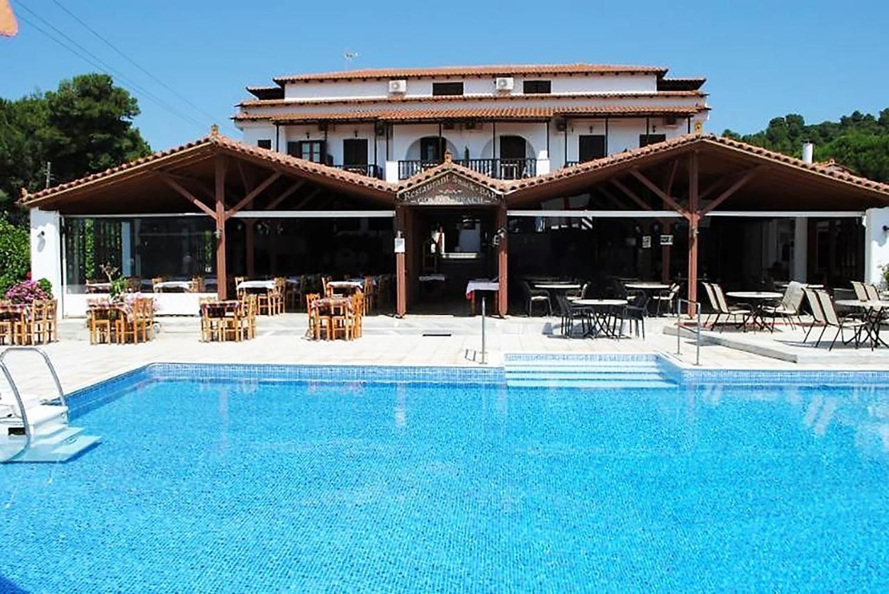 Silver Beach Koukounaries Exterior photo