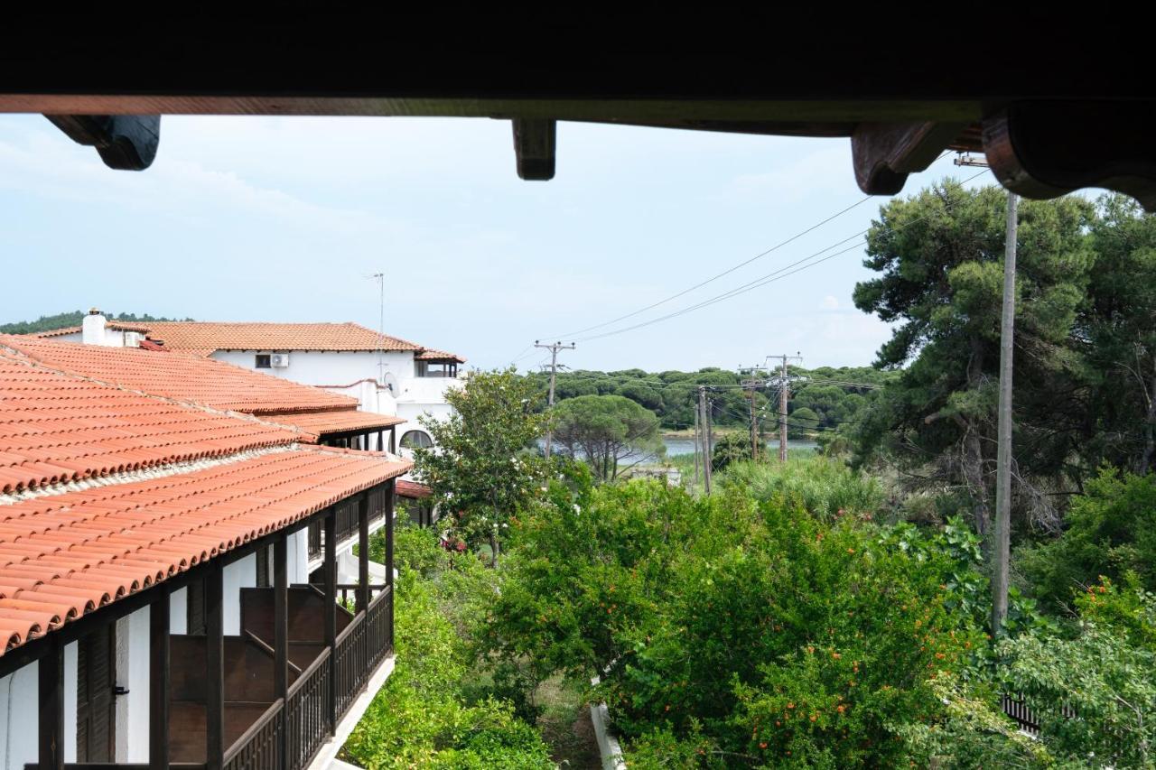 Silver Beach Koukounaries Exterior photo
